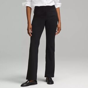 Like new lululemon Luxtreme Smooth Fit Pull-On Trouser Pants Dark Army Green 8